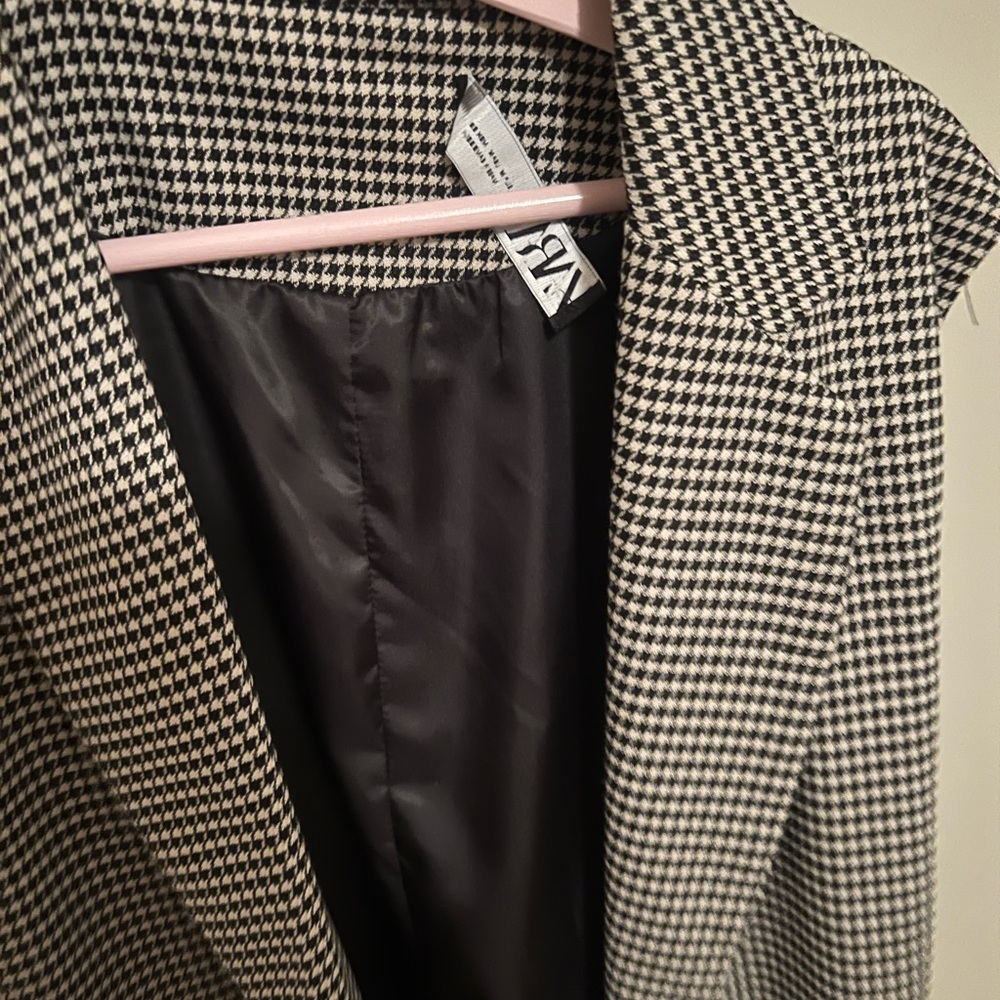 Zara pattern blazer in size M